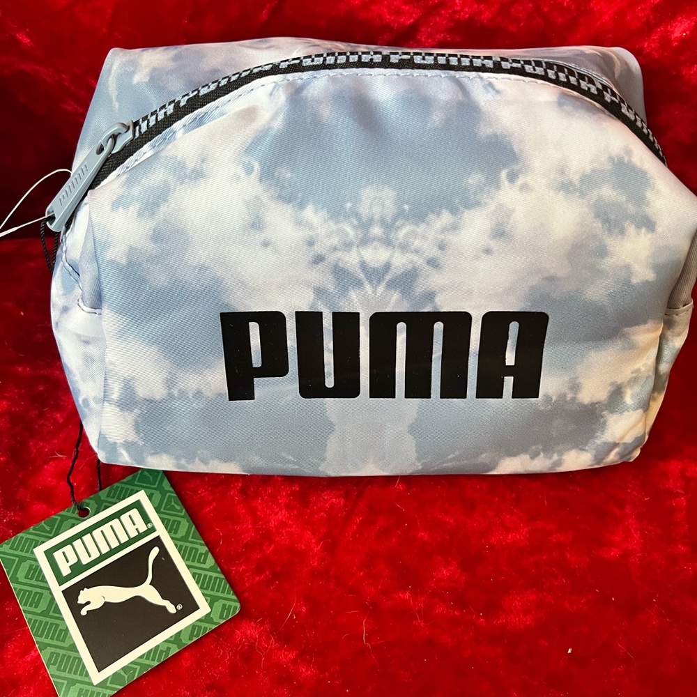 NWT PUMA Blue Tye Die Zip top bag